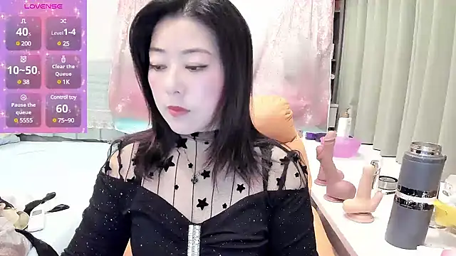 Crystal Wings online show from 01.06.25