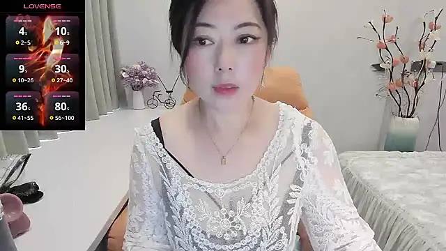 Crystal Wings online show from 09.20.25