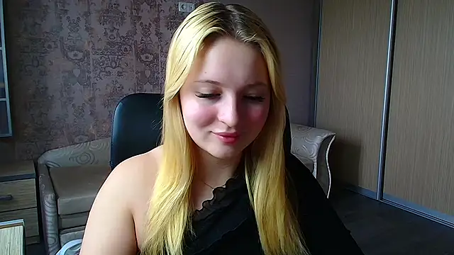 Snapshot of Milka_kiss_ chatting on 05.09.26 Milka kiss online show from 05.09.26