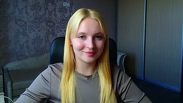 Snapshot of Milka_kiss_ chatting on 06.02.26 Milka kiss online show from 06.02.26
