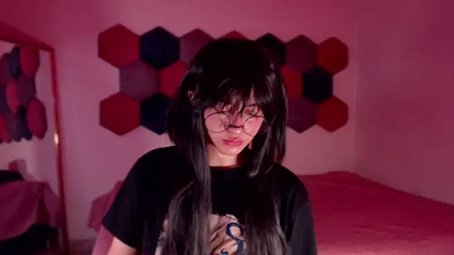 liz-beths online show from 03.03.25