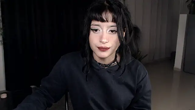 liz-beths online show from 02.07.26