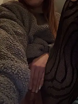 Snapshot of joie_20 chatting on 02.17.26 joie 20 online show from 02.17.26