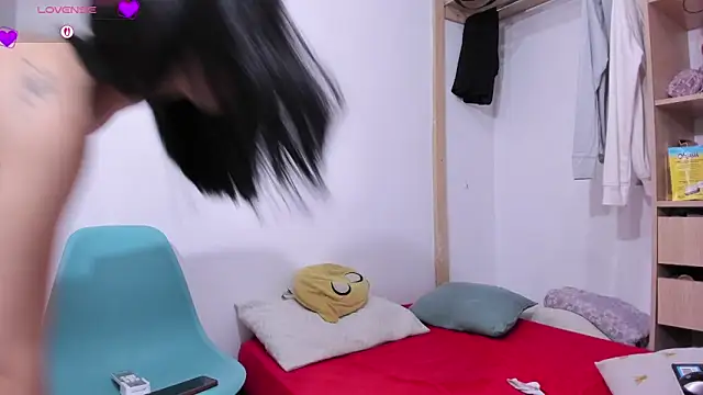 LilitRobins online show from 01.13.26