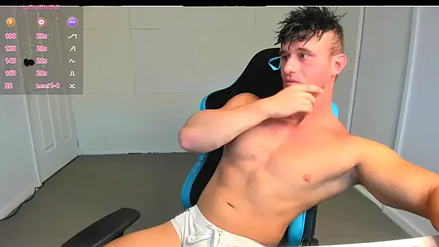 Snapshot of _DownUnderFit_ chatting on 03.22.25  DownUnderFit  online show from 03.22.25