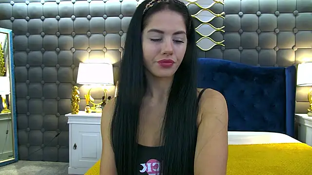 LeyaCass online show from 10.26.25