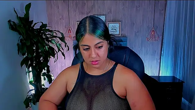 Xisu  online show from 02.08.25