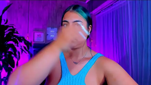 Xisu  online show from 02.17.25