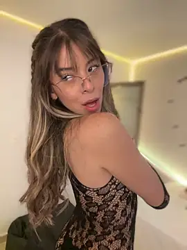 AmmyCollinsW online show from 10.26.25