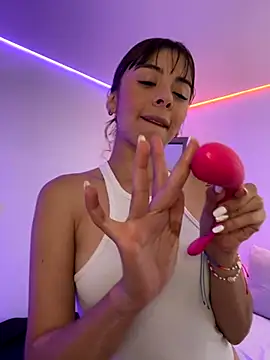 AmmyCollinsW online show from 11.10.25