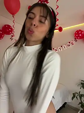 AmmyCollinsW online show from 02.14.26