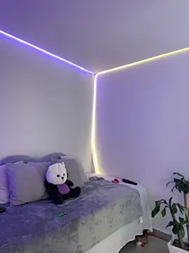 AmmyCollinsW online show from 04.08.26