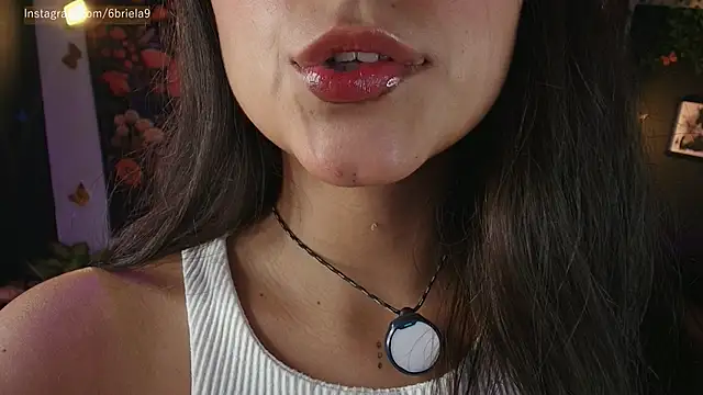 6Briela9  online show from 04.02.26