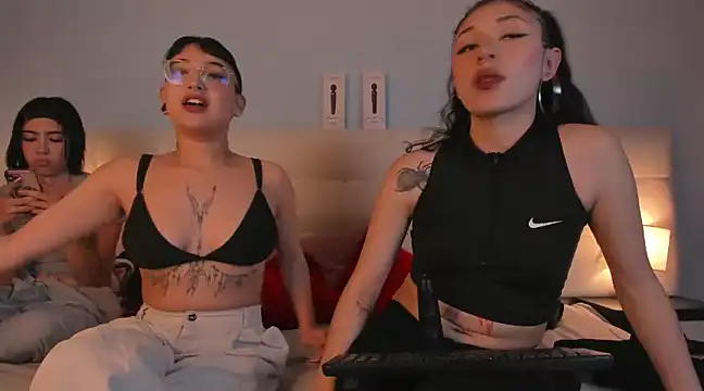 Cintya Kros online show from 01.11.25