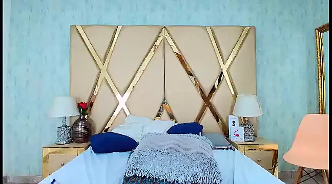 NicoleEsposito online show from 03.09.25