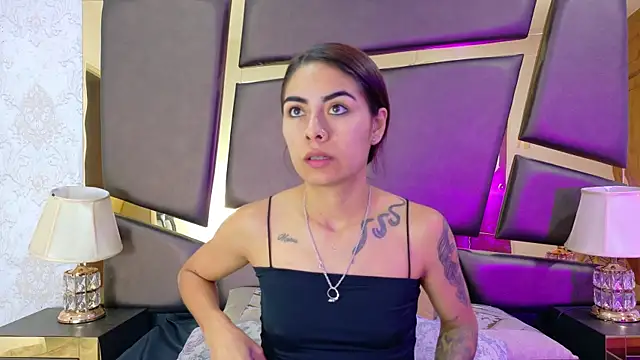 NicoleEsposito online show from 10.20.25