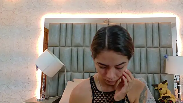 NicoleEsposito online show from 01.17.26