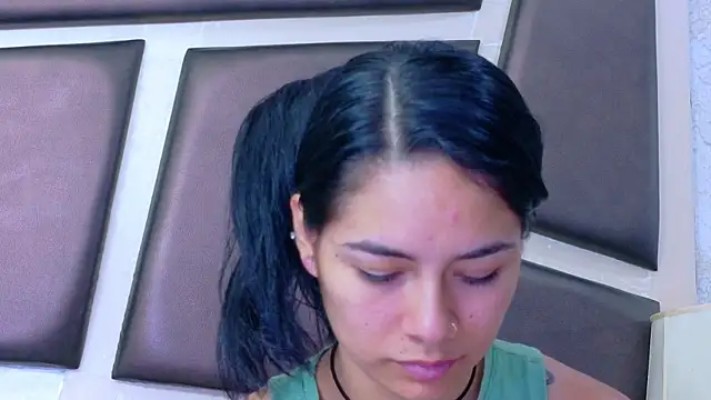 Snapshot of NicoleEsposito chatting on 05.30.26 NicoleEsposito online show from 05.30.26