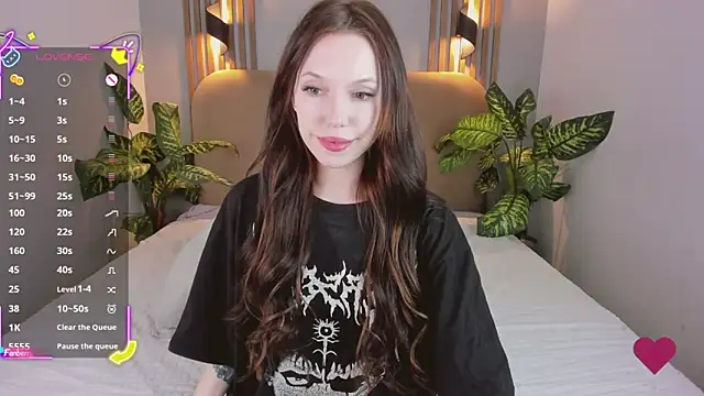 NikkiMiltons online show from 09.09.25