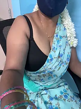 Snapshot of sajeetha chatting on 05.11.26 sajeetha online show from 05.11.26