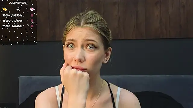 Snapshot of Rainaslater chatting on 03.01.25 Rainaslater online show from 03.01.25