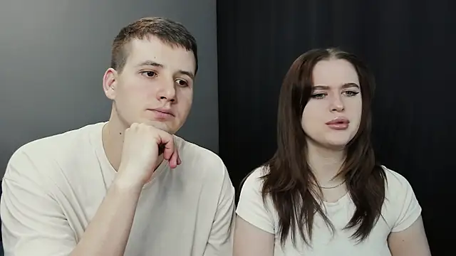 Snapshot of Pinku_kitsune chatting on 02.18.25 Pinku kitsune online show from 02.18.25