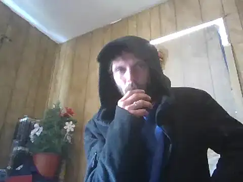 Snapshot of luke_thighwalker2469 chatting on 02.14.25 luke thighwalker2469 online show from 02.14.25