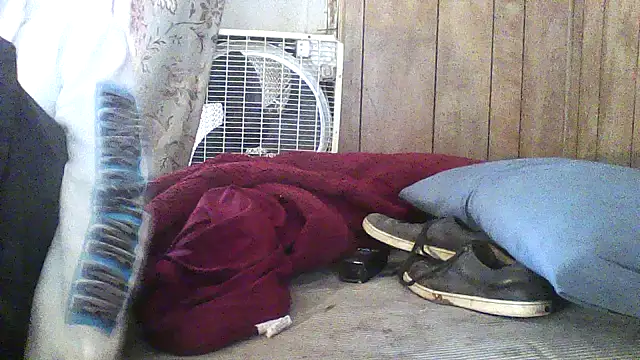 luke thighwalker2469 online show from 04.18.26