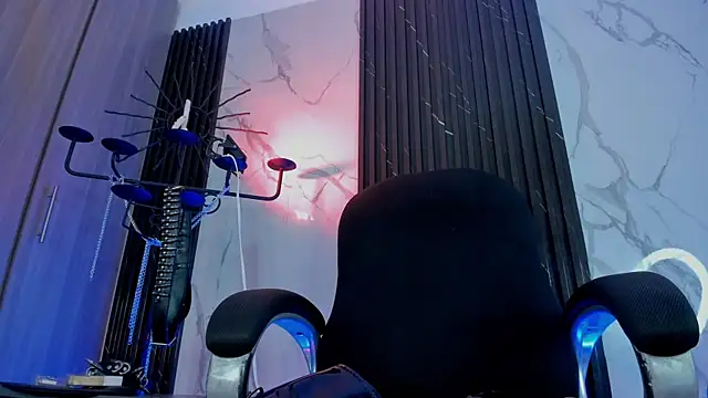 ALICEPOIXXXON online show from 04.16.26