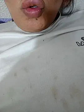 nazii010 online show from 11.25.25