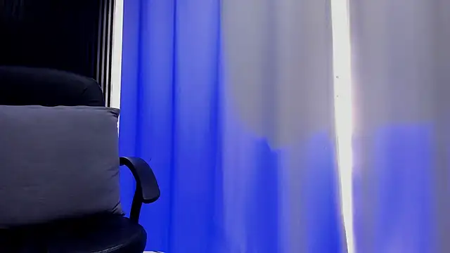 BambiiQueen online show from 12.27.24