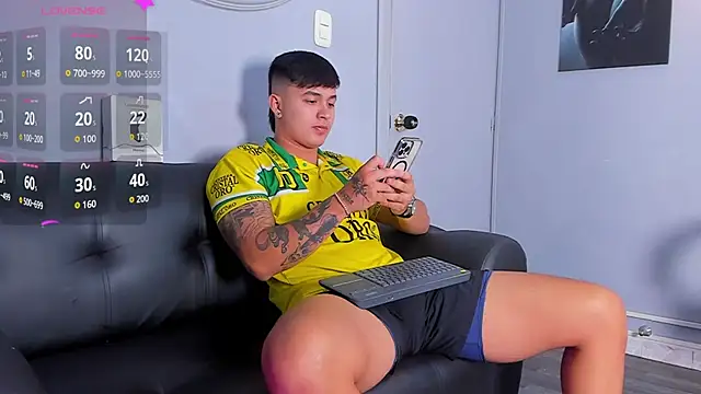 Cristopher strong online show from 09.09.25