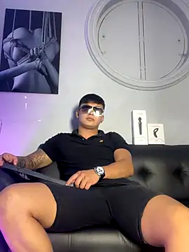 Cristopher strong online show from 09.27.25