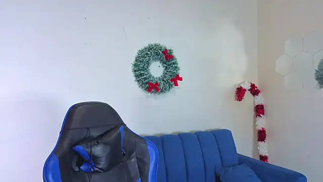 Demitryo online show from 12.17.25