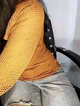 Snapshot of Ms_Neera chatting on 02.28.25 Ms Neera online show from 02.28.25