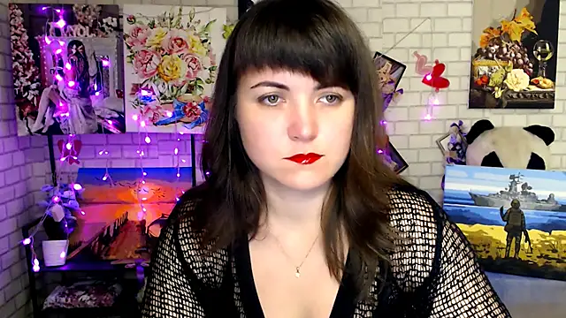 Darina M  online show from 10.25.25