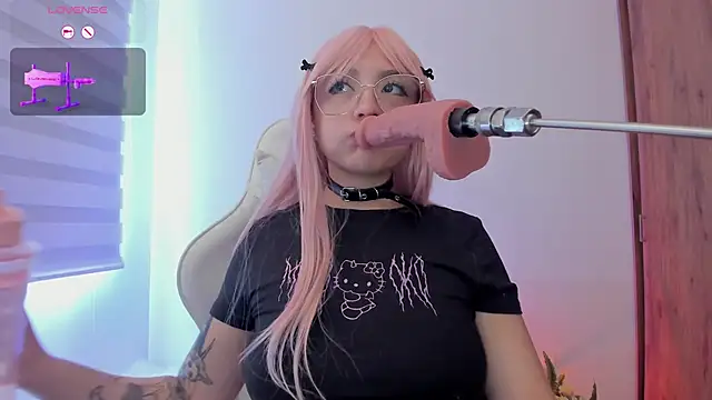 Snapshot of Hannya_moon chatting on 02.27.26 Hannya moon online show from 02.27.26