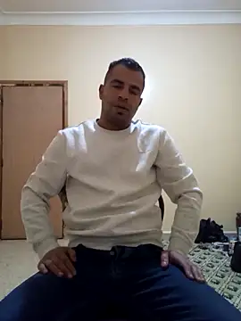 Snapshot of Bisex_activ19 chatting on 01.16.25 Bisex activ19 online show from 01.16.25
