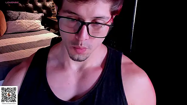 Snapshot of ADAM_BOUTON_ chatting on 07.15.26 ADAM BOUTON online show from 07.15.26