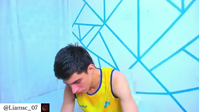 liam scott77 online show from 12.17.25