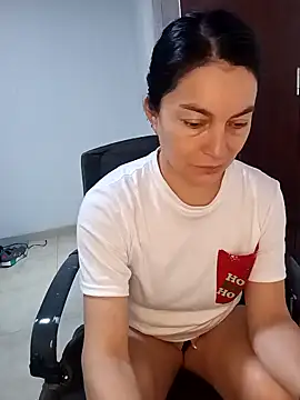 renata hot1 online show from 02.05.25