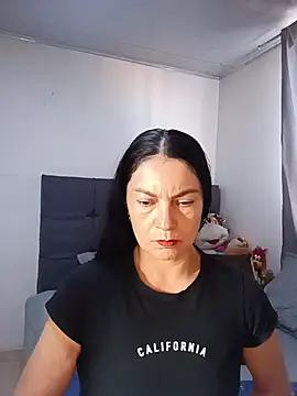 Snapshot of renata_hot1 chatting on 06.23.26 renata hot1 online show from 06.23.26