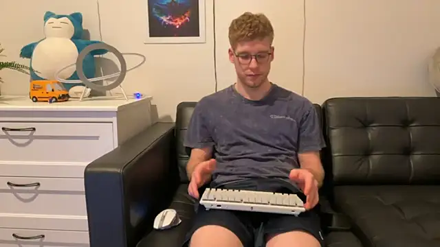 BlueEyedTallGuy94 online show from 12.26.24