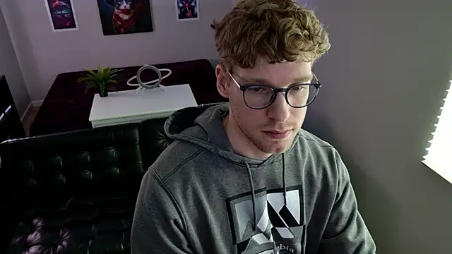 Snapshot of BlueEyedTallGuy94 chatting on 03.11.26 BlueEyedTallGuy94 online show from 03.11.26