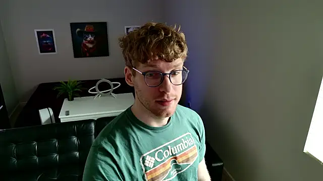 Snapshot of BlueEyedTallGuy94 chatting on 03.17.26 BlueEyedTallGuy94 online show from 03.17.26