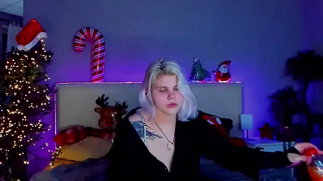 JoannLowe online show from 12.24.24