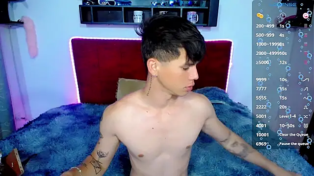 Snapshot of Tayson_Rivers chatting on 02.08.25 Tayson Rivers online show from 02.08.25
