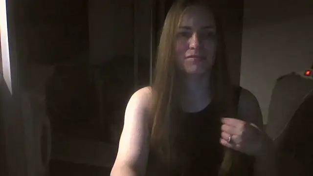 AnnaDiamond1 online show from 10.24.25