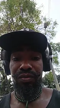 Snapshot of Siriss_boyrag chatting on 10.12.25 Siriss boyrag online show from 10.12.25