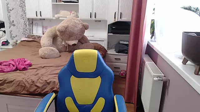 Snapshot of 69SexySecret69 chatting on 02.26.25 69SexySecret69 online show from 02.26.25